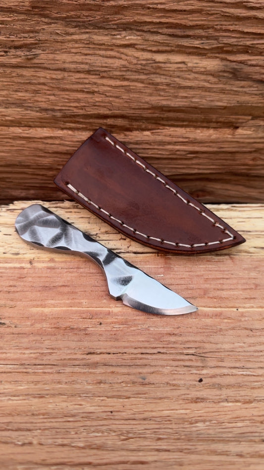 Pocket carry textured handle