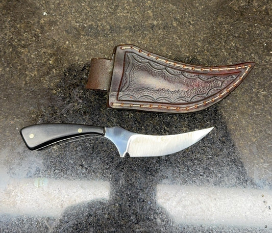 Curved Skinning knife